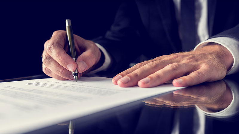 بهترین وکیل شیراز